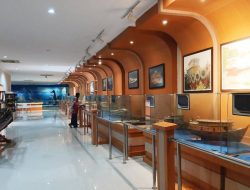 Tak Hanya Wisata, Museum Bahari Bintan Bagikan Buku Gratis untuk Pengunjung