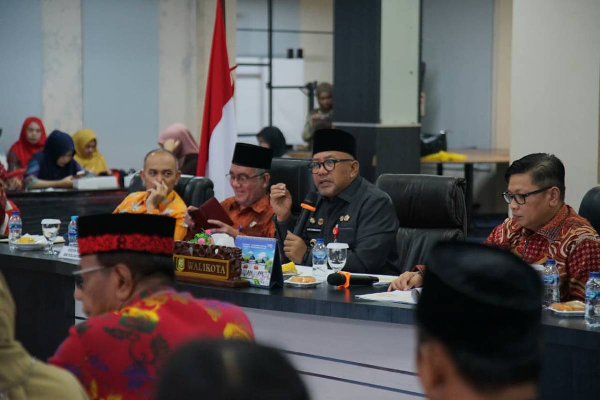 Wali Kota Minta Kepsek Se-Tanjungpinang Perkuat Pendidikan Karakter dan Manajemen Sekolah.