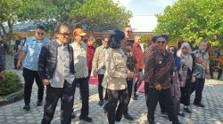 Komisi X DPR RI Soroti Kelas Tiga Shift hingga Nasib Guru Honorer di Karimun