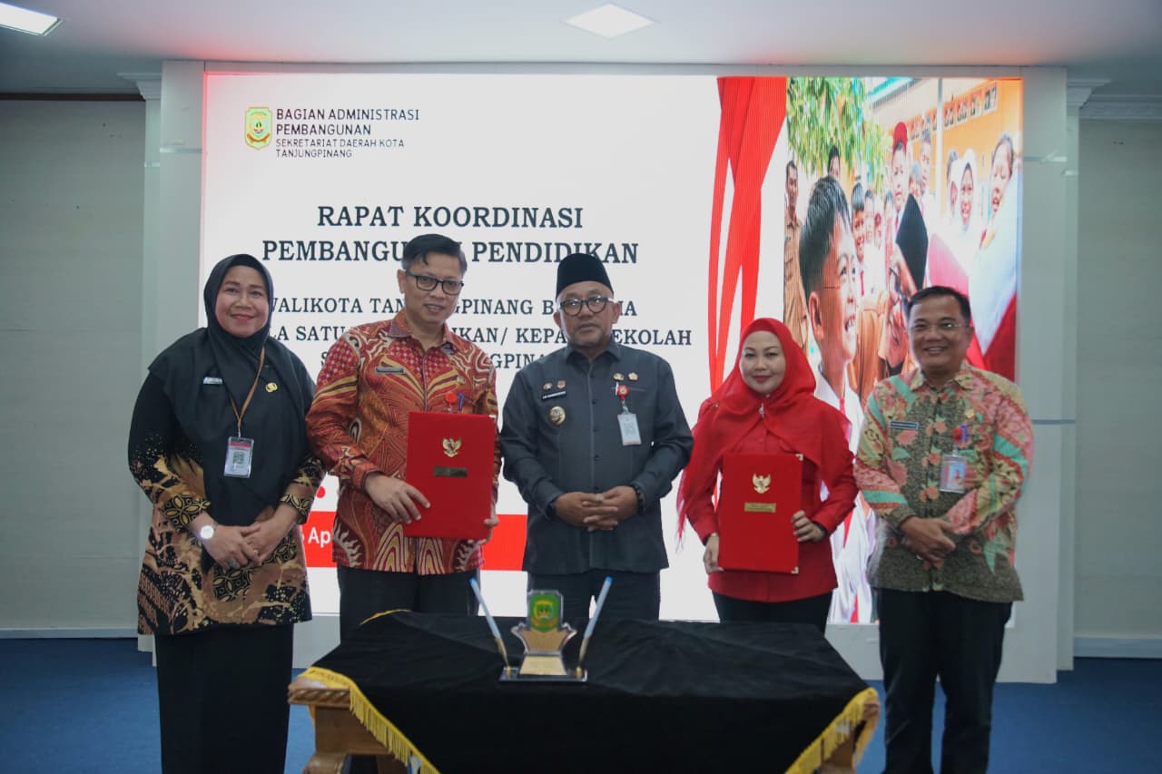 Wali Kota Minta Kepsek Se-Tanjungpinang Perkuat Pendidikan Karakter dan Manajemen Sekolah.