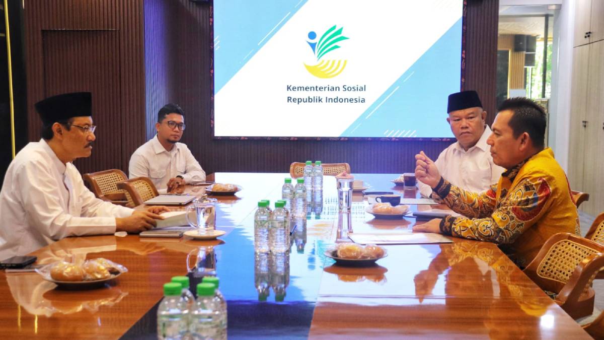 Perkuat Kesejahteraan Kepri, Gubernur Ansar dan Mensos Fokus Pada Sekolah Rakyat dan Perlindungan Sosial.