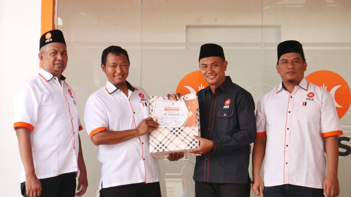 PKS Tanjungpinang Rayakan Milad ke-24, Raja Dachroni Tekankan Politik Pelayanan.