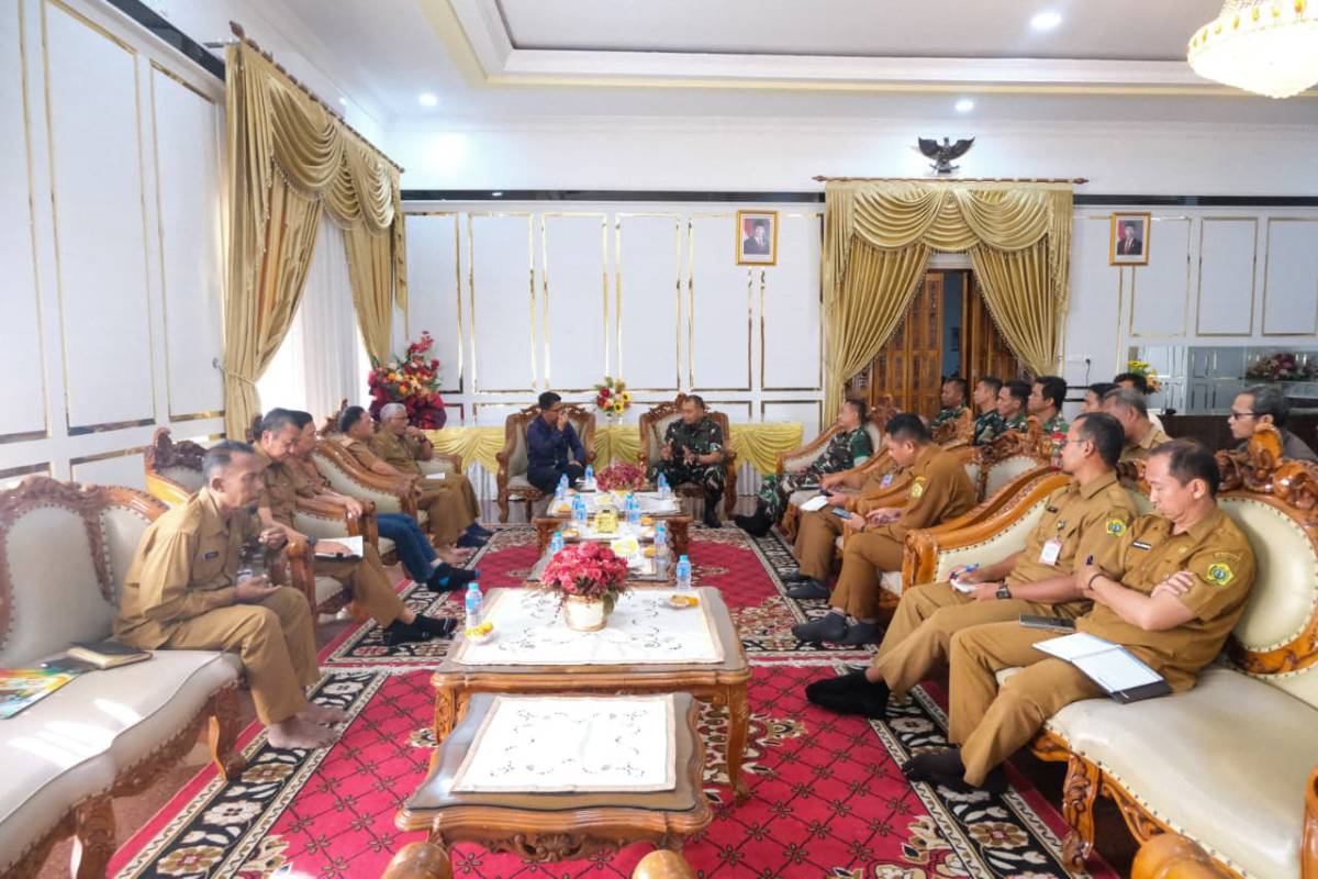 Pemkab Karimun dan Kodim 0317/TBK Bahas Strategi Penyediaan Lahan untuk Percepatan Pembangunan KDMP.