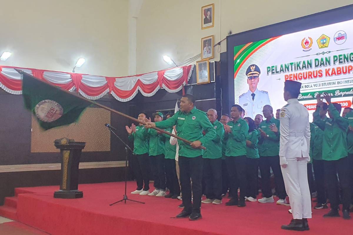 Wabup Rocky Resmi Pimpin PBVSI Karimun Periode 2026-2030