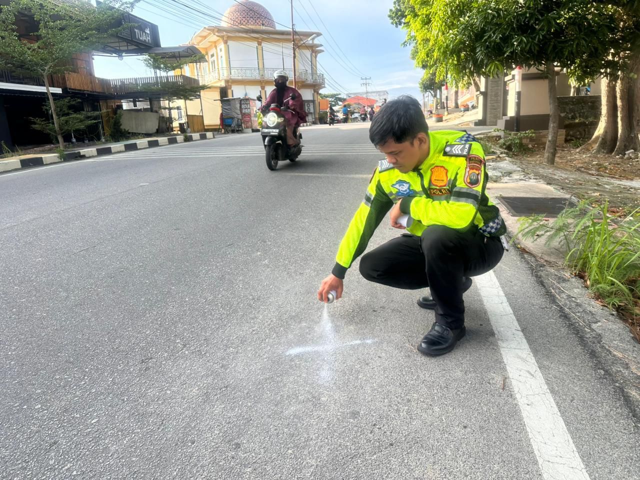 Pejalan Kaki Tewas Ditabrak Motor, Pengendara Alami Patah Tulang.
