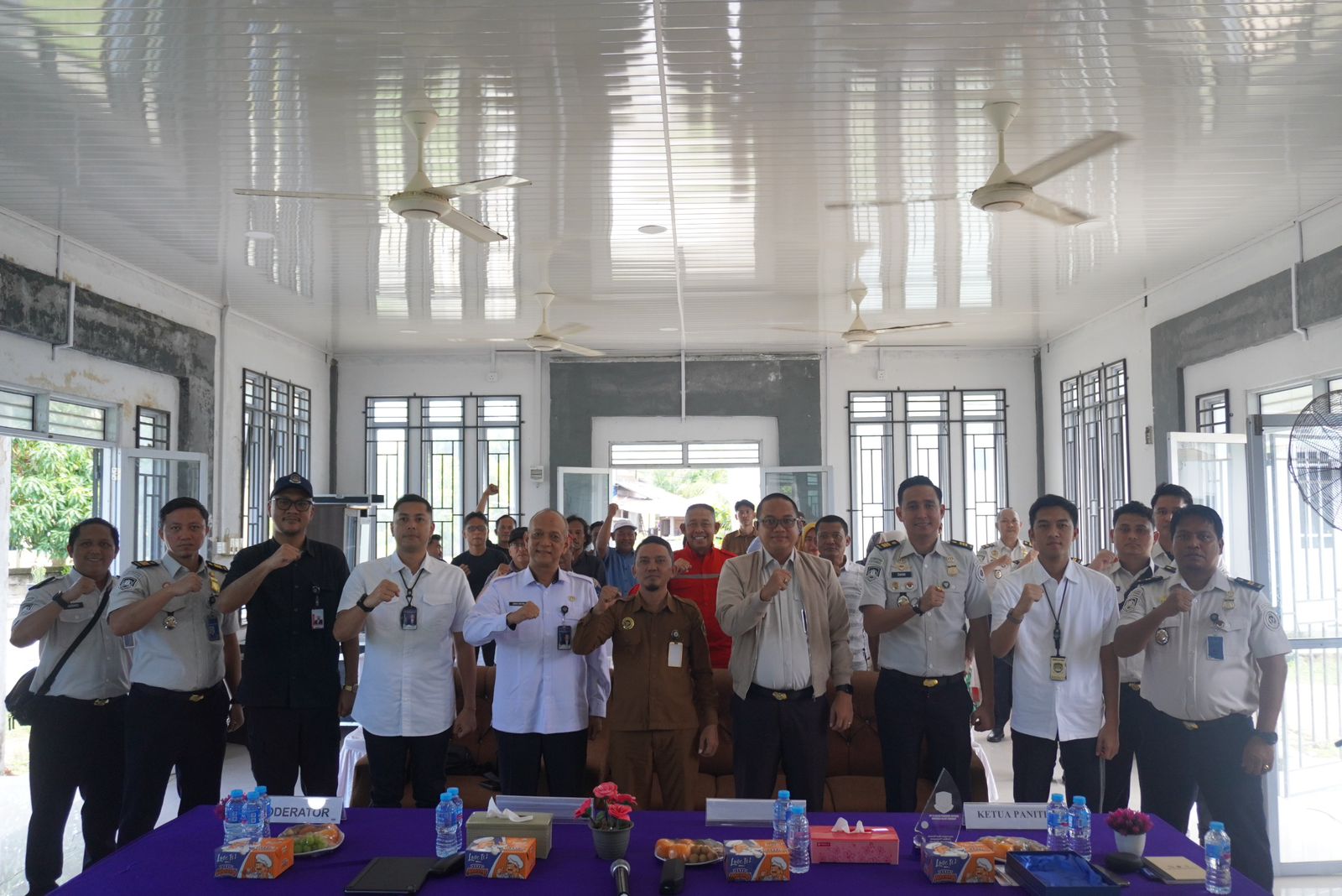 Imigrasi Karimun Edukasi Warga Desa Pangke, Cegah PMI Ilegal dan TPPO.