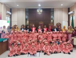 Kenalkan Dunia Hukum Sejak Dini, 82 Anak TK Antusias Belajar Jadi Hakim dan Jaksa di PN Tanjungpinang
