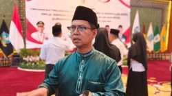 Bupati Karimun Salat Idul Adha di Moro Sekaligus Kawal Penyembelihan Sapi Bantuan Presiden RI