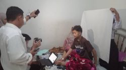 Layanan Prioritas Ramah HAM, Imigrasi Karimun Jemput Bola Bantu Remaja Sakit Urus Paspor