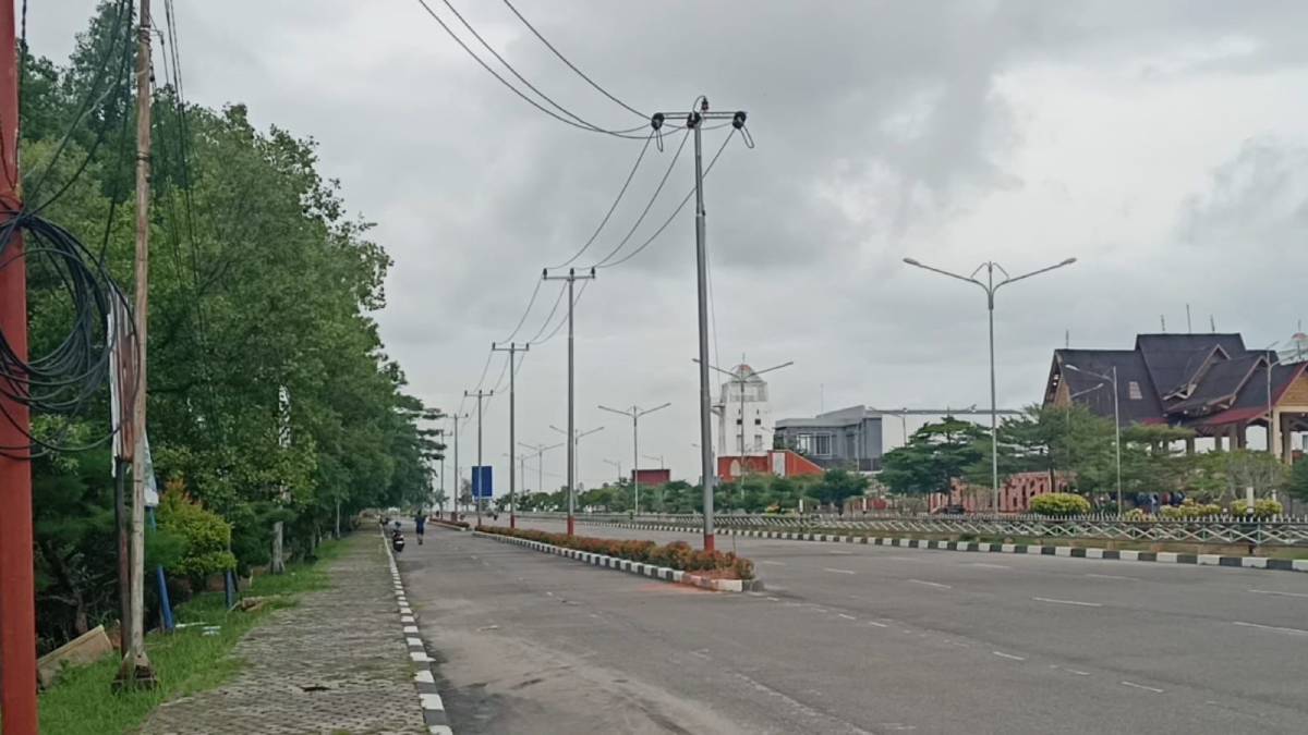 Pemkab Karimun Ganti Lampu Jalan ke LED, Tagihan Listrik Bisa Hemat Rp2,4 Miliar Setahun.