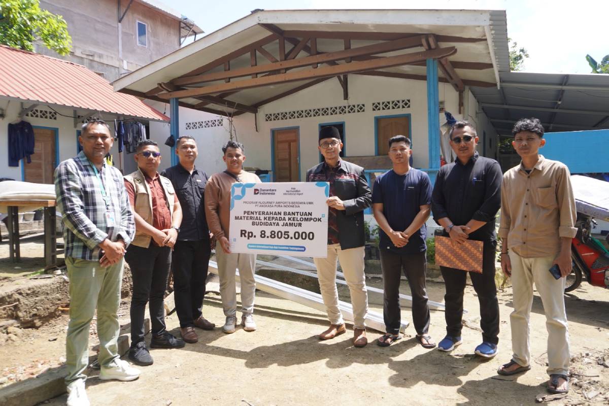 Dukung UMKM Lokal, Bandara RHF Tanjungpinang Salurkan Bantuan Bibit dan Material Budidaya Jamur.