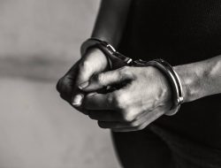 Curi Uang Mantan Majikan Rp100 Juta, Pria di Tanjungpinang Ditangkap Polisi