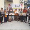 Hari Bhayangkara ke-80, Sat Polairud Tanjungpinang Bagikan Paket Sembako ke Warga Pesisir