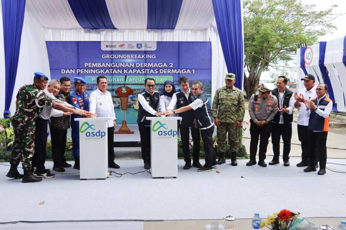 Sekda Bintan Hadiri Groundbreaking Pembangunan Dermaga 2 Pelabuhan ASDP Tanjung Uban.