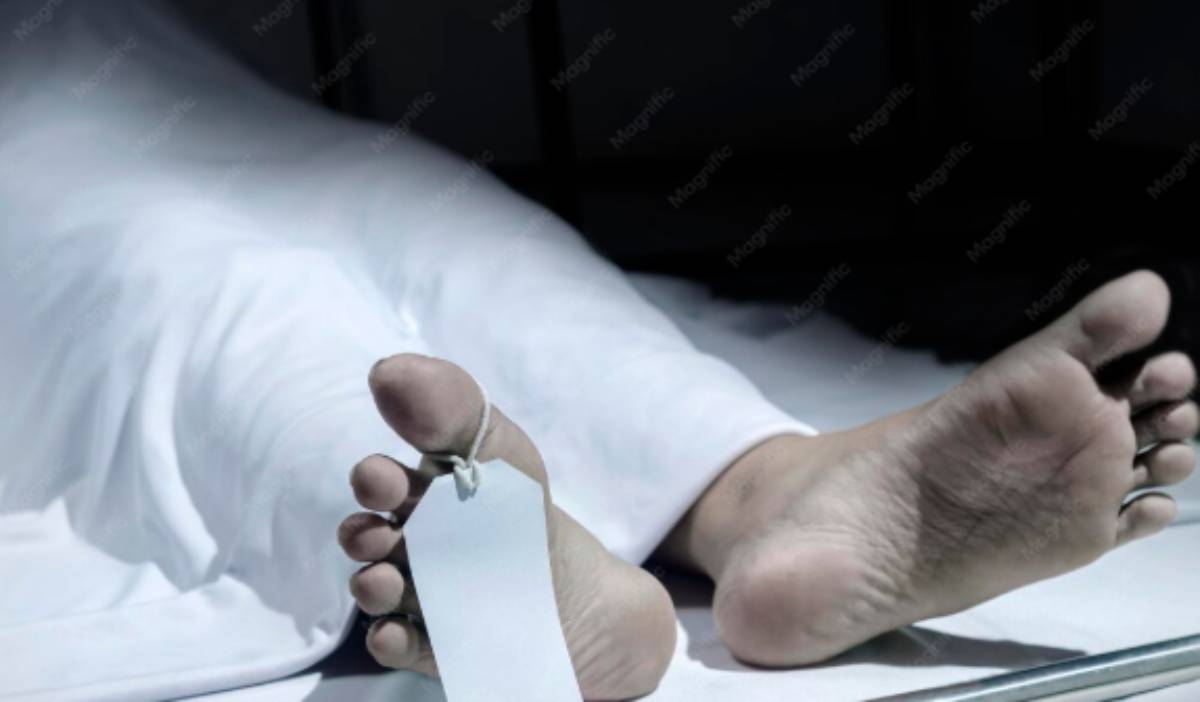 Sandal Jepit di Teras Jadi Petunjuk, Seorang Pedagang di Karimun Ditemukan Tewas Membusuk di Kamar Kos.