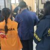 OJK Serahkan Tersangka dan Barang Bukti Kasus PT BPR DCN ke Jaksa Penuntut Umum