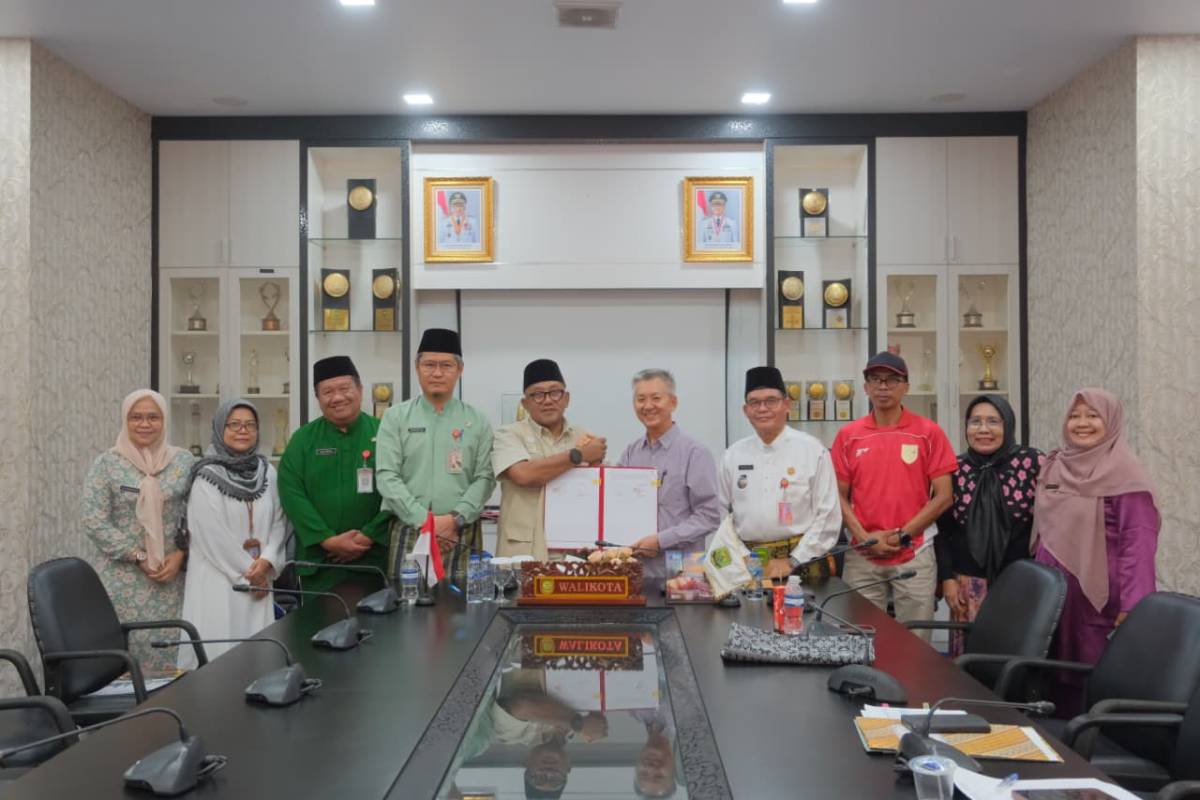 Pengusaha Suryono Hibahkan Lahan Hampir 4 Hektare ke Pemko Tanjungpinang untuk Pembangunan GOR.