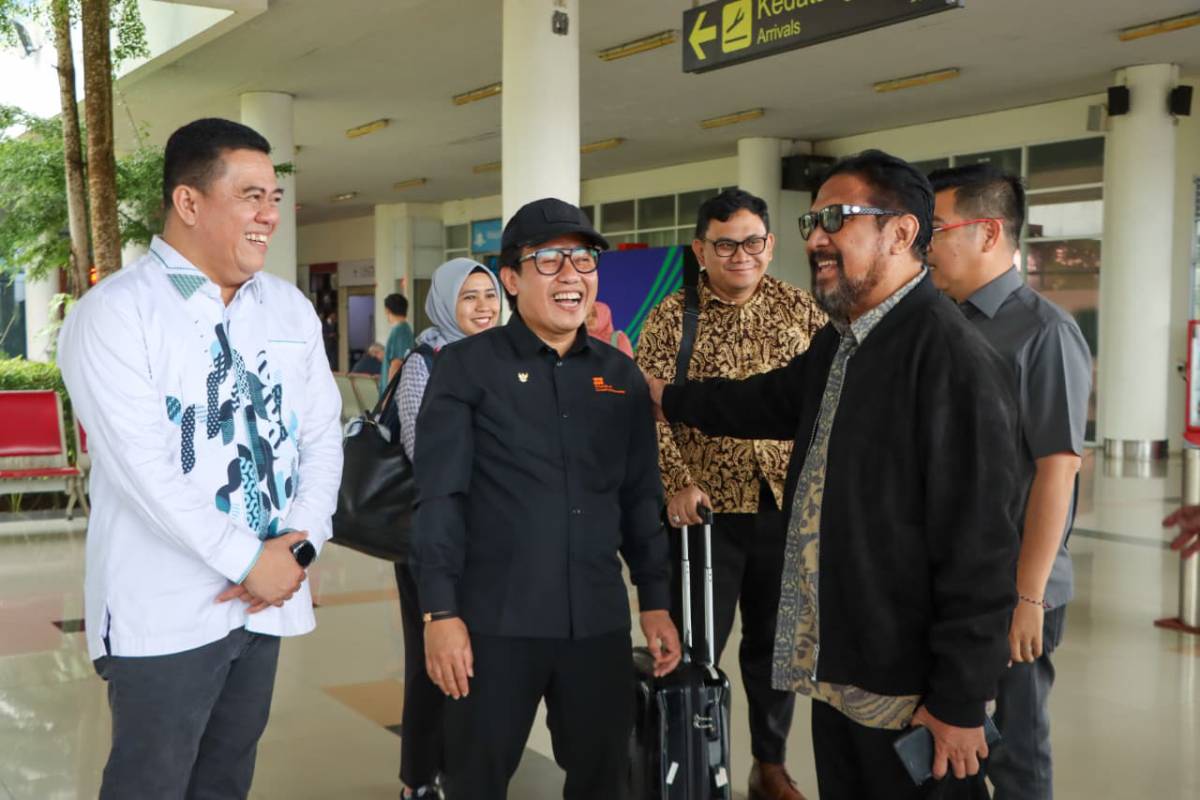 Sambut Kunker Komisi VII DPR RI, Sekda Ronny: Ini Jadi Kesempatan Baik untuk Pererat Sinergi dengan Pemerintah Pusat.