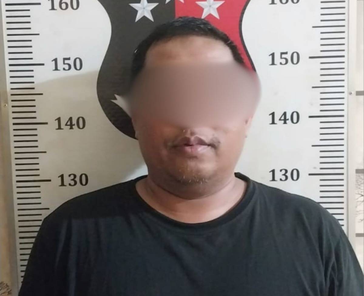 Mantan Kepsek SMA Taruna Kepri Ditangkap Atas Dugaan Penggelapan uang Sekolah Senilai Rp143 Juta.