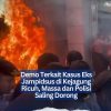 Demo Terkait Kasus Eks Jampidsus di Kejagung Ricuh