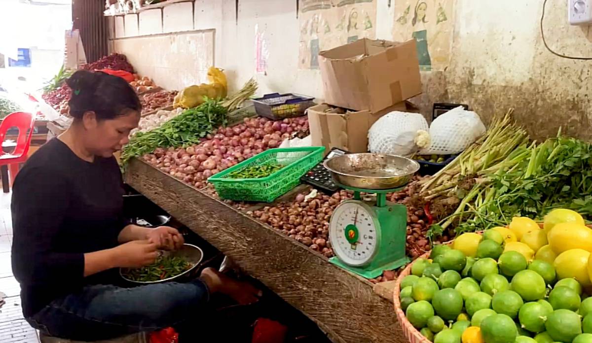 Harga Bawang di Pasar Tanjungpinang Melonjak Hingga Rp48 Ribu per Kilo.