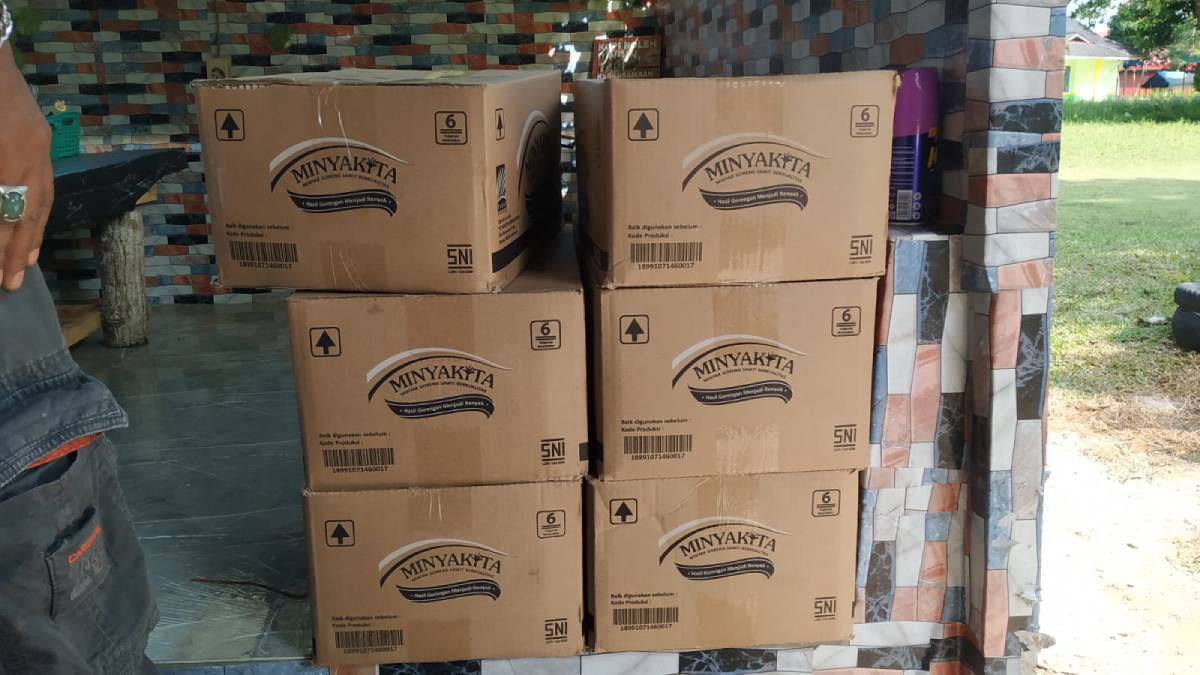 Minyakita di Bintan Dijual di Atas HET, Pedagang Jual Rp195 Ribu per Dus.