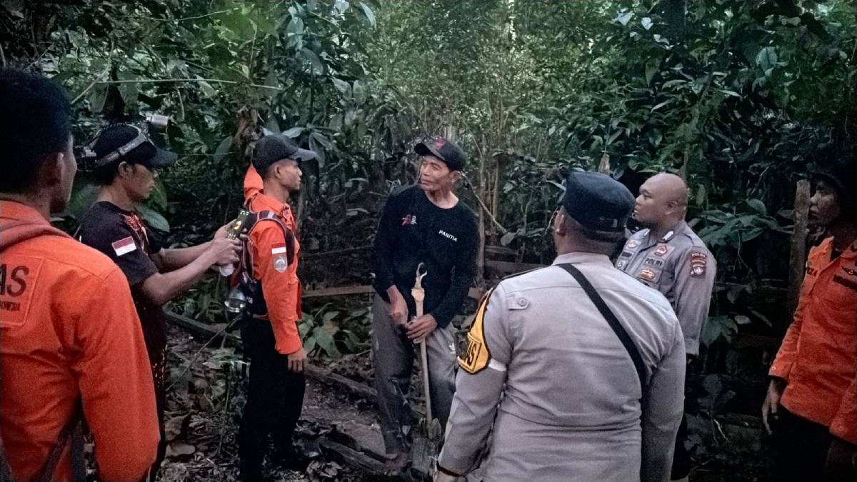 Tersesat Saat Cari Bunga Semangkok di Hutan Jemaja Timur, Panji Ditemukan Selamat oleh Tim SAR.