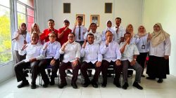 Wabup Karimun Lepas Dua Calon Paskibraka ke Tingkat Provinsi Kepri