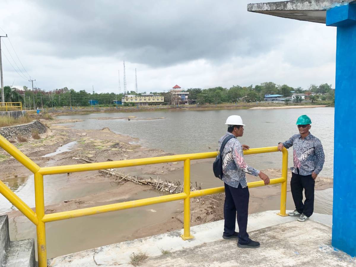 Satu dari Tiga Waduk PDAM Tirta Kepri Terdampak Kemarau, Akibatnya Distribusi Air Terganggu.