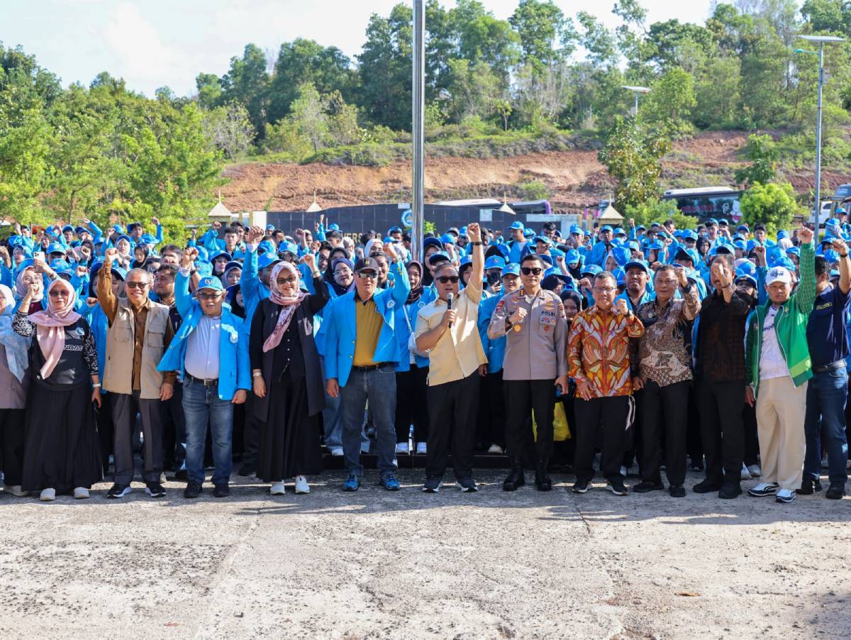 Wagub Nyanyang Lepas 1.336 Mahasiswa KKN UMRAH, Wujudkan Pengabdian Nyata untuk Masyarakat Kepri.