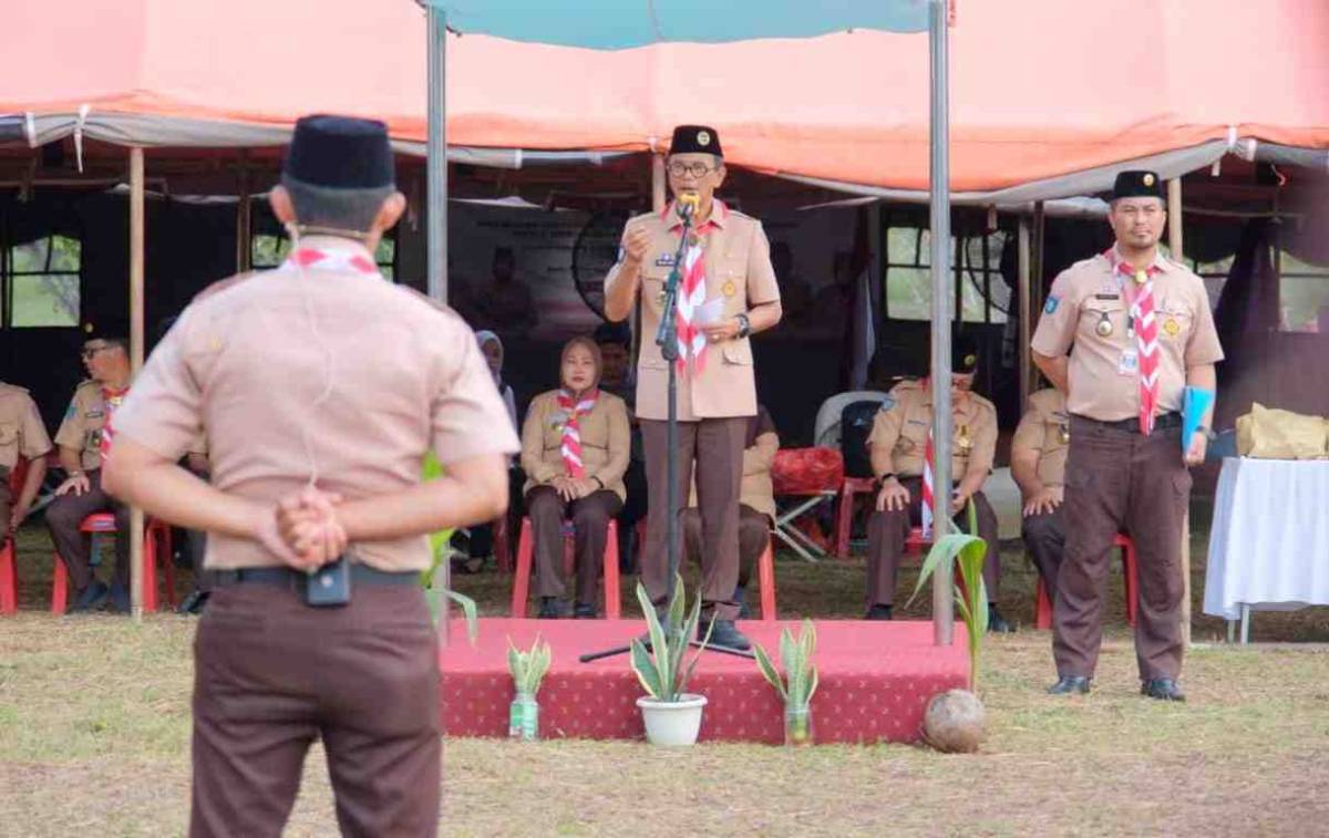 Tutup Orientasi Mabigus, Wawako Raja Ariza Tekankan Peran Pramuka Bentuk Karakter Generasi Muda.