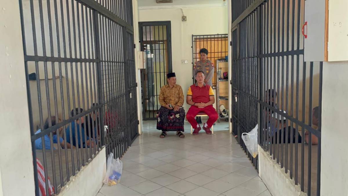 Bina Hati, Wujudkan Perubahan: Polres Bintan Hadirkan Pembinaan Rohani bagi Para Tahanan.
