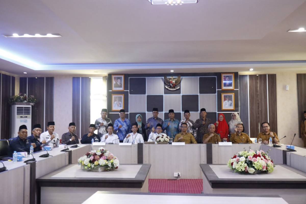 Bupati Iskandarsyah Dorong BAZNAS Jadi Motor Pengentasan Kemiskinan Lewat Pengelolaan Zakat Produktif.