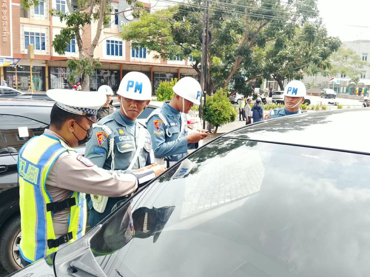 ‎Satlantas Polresta Tanjungpinang Gelar Razia Gabungan, Puluhan Kendaraan dan Truk ODOL Terjaring.