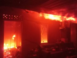 Sebuah Rumah di Tanjungpinang Ludes Terbakar, Kerugian Capai Rp300 Juta