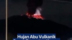 Hujan Abu Vulkanik Guyur Penonton Konser Kotak di Bukittinggi