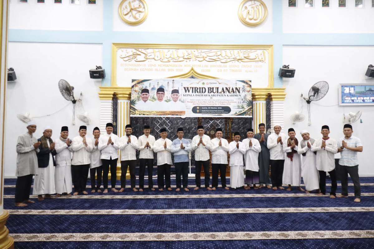 Bupati Ajak Masyarakat Perkuat Persatuan Dalam Wirid Bulanan HUT ke-27 Karimun dan Hari Santri.