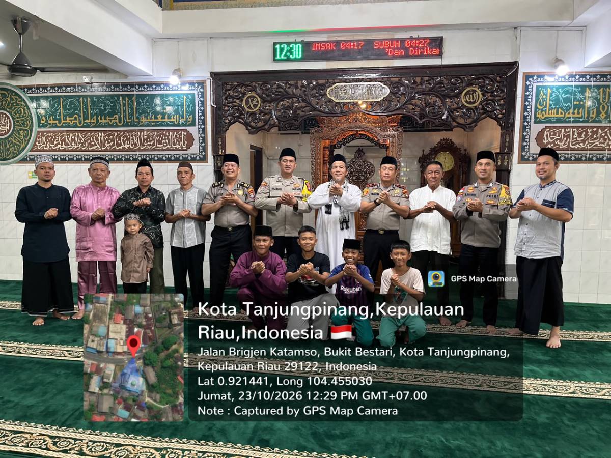 Pererat Kedekatan Polisi dengan Masyarakat, Polsek Bukit Bestari Gelar Ibadah Jumat Keliling.