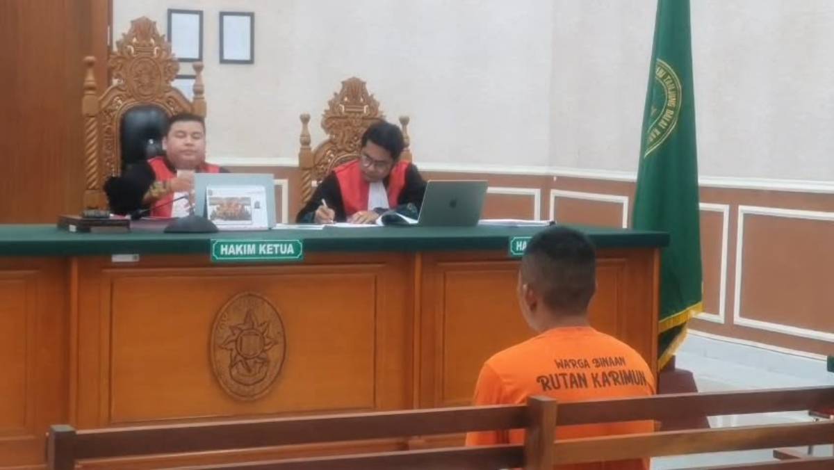 Terdakwa Kecelakaan Maut Tugu MTQ Karimun Divonis 12 Tahun, Keluarga Korban Belum Puas.