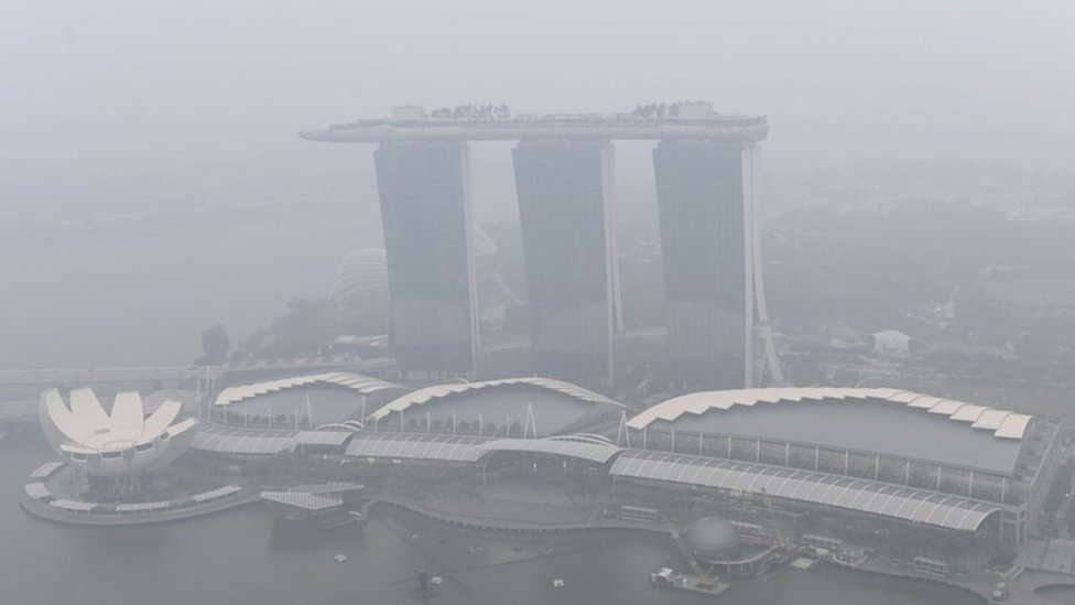 Jelang GP F1 Singapura Masih Dikepung Kabut Asap Karhutla dari Indonesia.