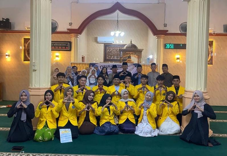 Penuhi Tugas Kuliah Agama Islam, Mahasiswa STISIPOL Raja Haji Gelar Silaturahmi di Masjid Al-Mutahidin.