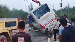 Bus Pegawai Pemkab Bintan Terbalik, 15 Korban Dirawat di RSUP, 3 Alami Patah Tulang.