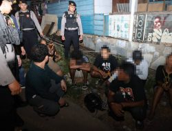 Polda Kepri Razia Lokasi Penyalahgunaan Narkotika di Batam, 24 Orang Positif Tes Urine